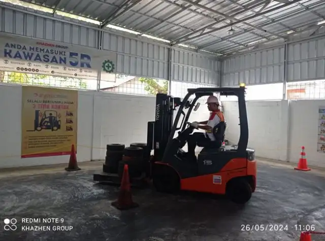 kursus forklift untuk pemula